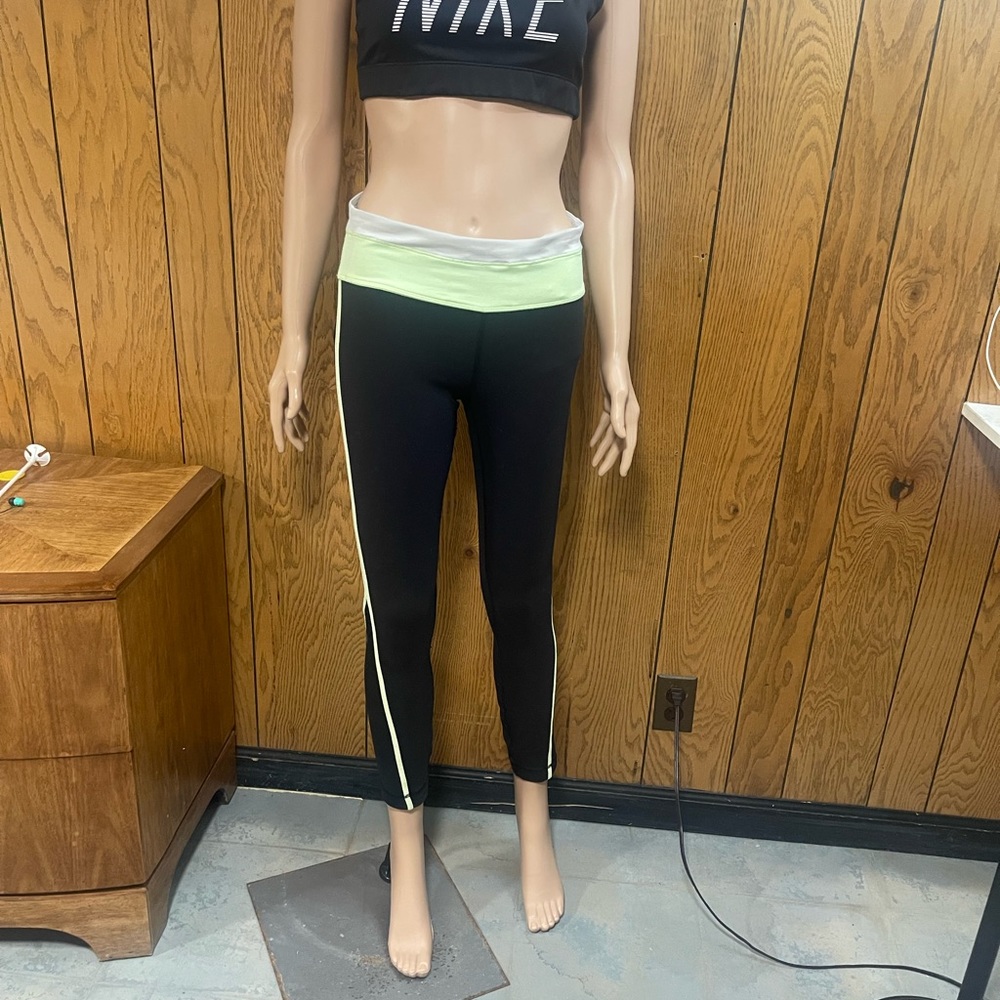 Lululemon" Pant leggings black & Green - Picture 8 of 13